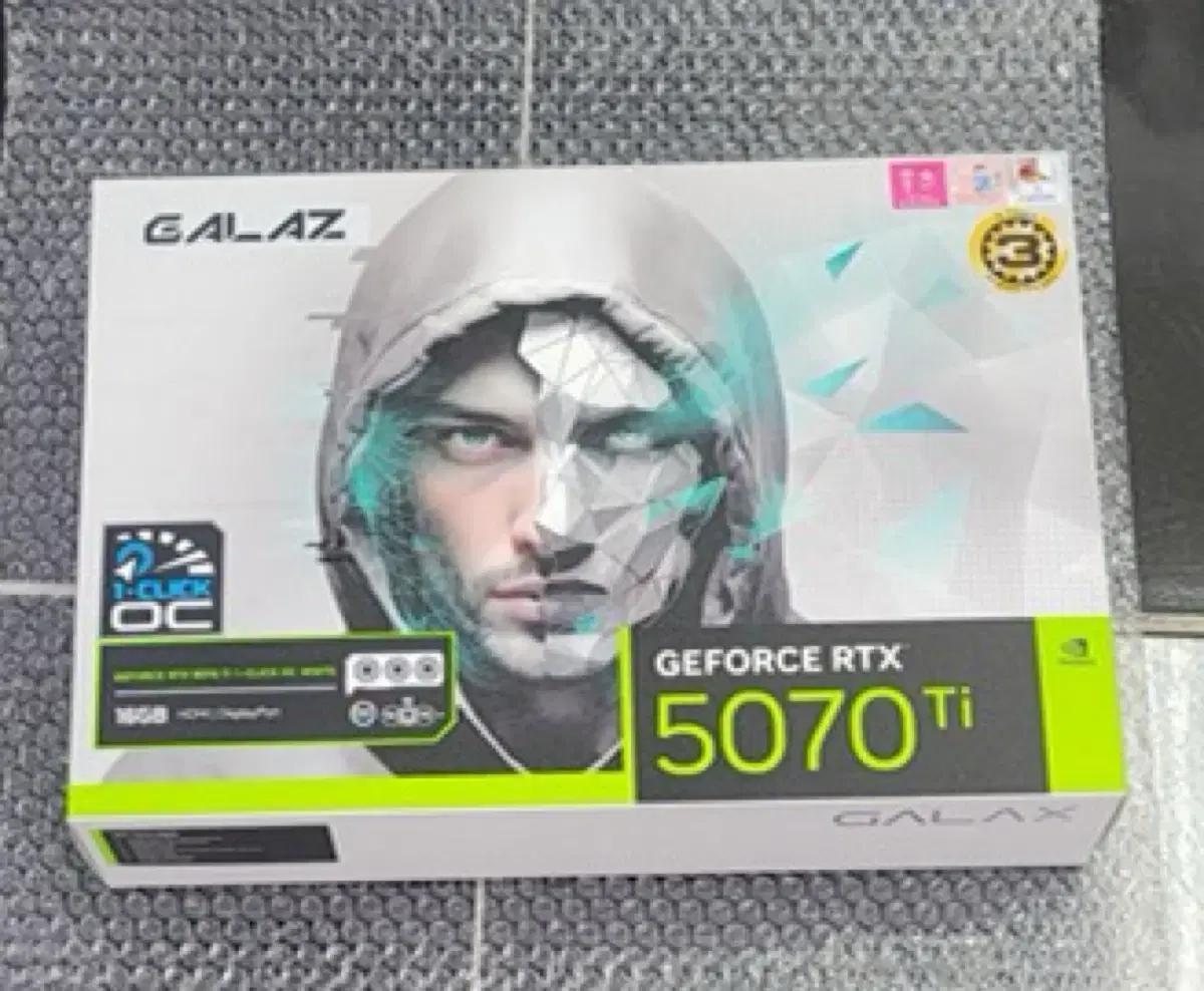 갤럭시 지포스 RTX5070TI 화이트 미개봉 새상품